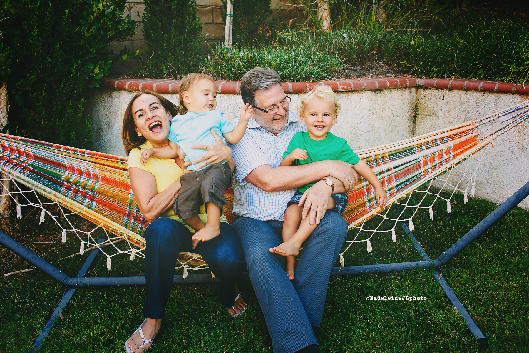 Lake Forest extended family backyard session. Orange County, Southern California, Los Angeles, San Diego family photographer